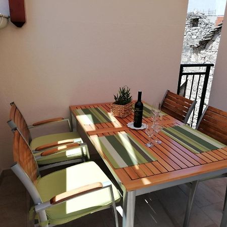 Apartman Bracera Primošten Dış mekan fotoğraf